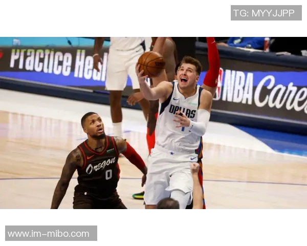 库里全明星投票首期获超百万票居西部第三仅次于东契奇和约基奇